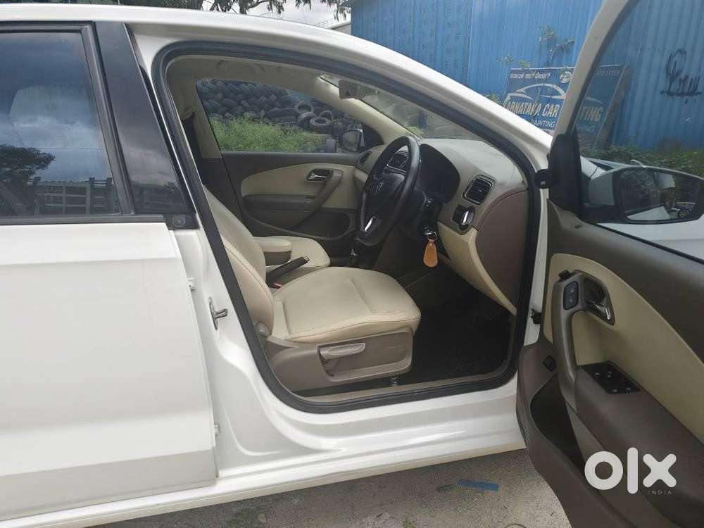 Skoda Rapid 1.6 Mpi At Style Plus, 2015, Petrol