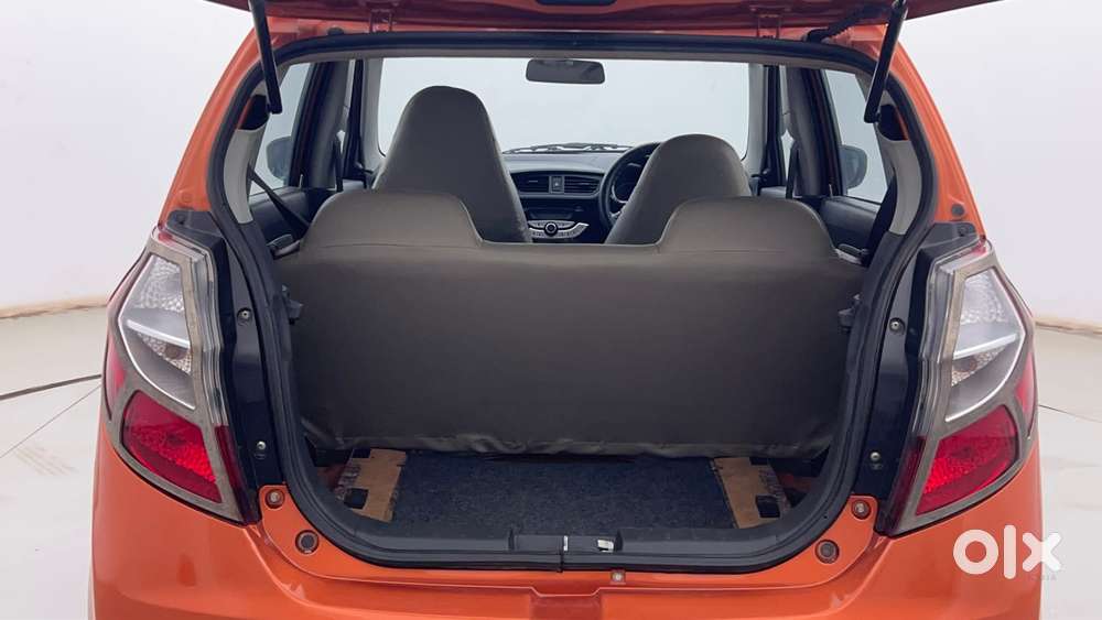 Maruti Suzuki Alto K10 Vxi, 2017, Petrol
