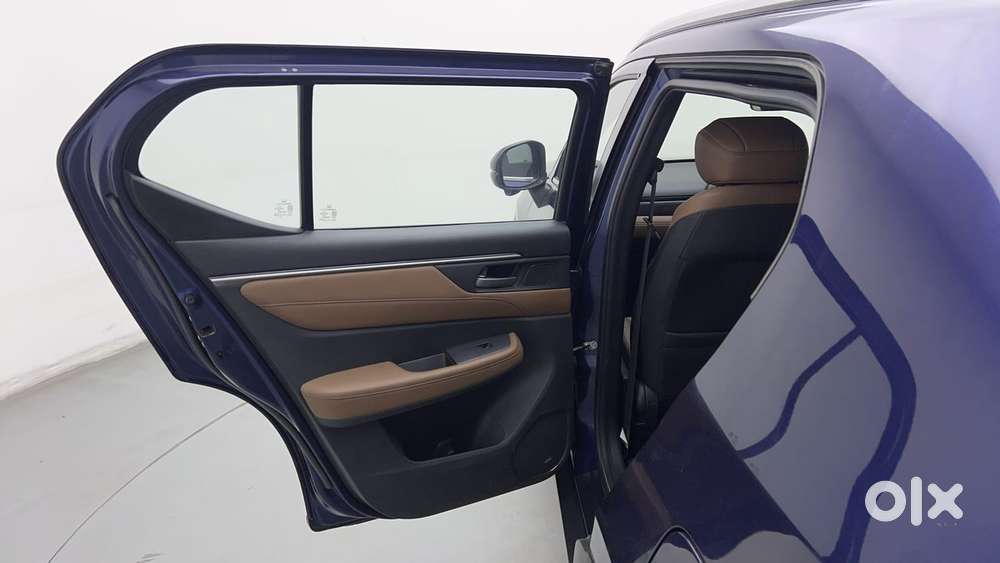 Honda Elevate Zx Cvt, 2025, Petrol