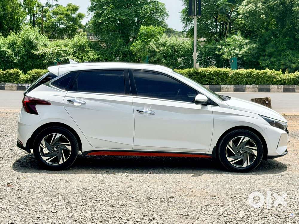 Hyundai I20 Asta 1.2 O With Sunroof, 2023, Petrol