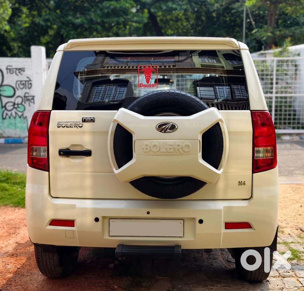 Mahindra Bolero Neo N4, 2017, Petrol