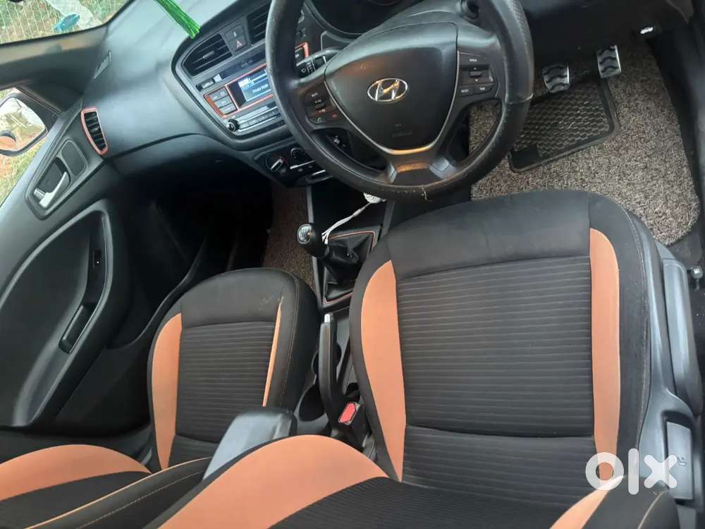 Hyundai I20 Active 2016 Petrol Well Maintained