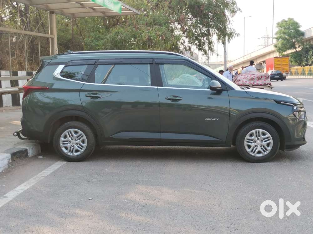 Kia Carens G1.5 6mt Gravity, 2025, Petrol