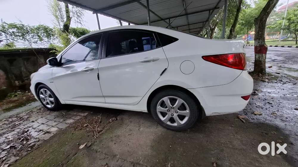 Hyundai Verna 1.6 Vtvt 2011