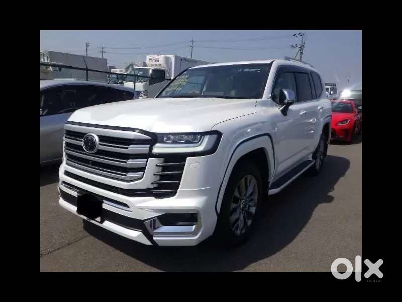 Toyota Land Cruiser V8 Petrol, 2024, Petrol