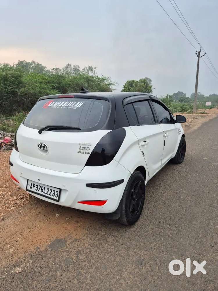 Hyundai I20 Asta 1.4 Crdi Diesel (top Model) – Well Maintained