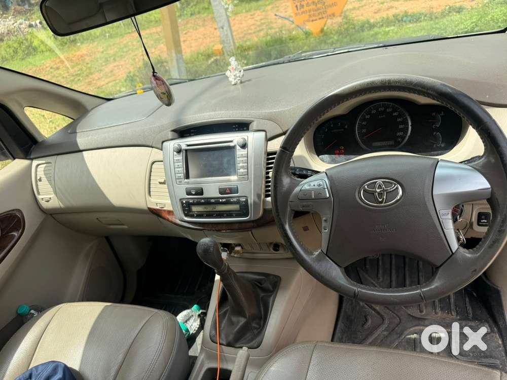Toyota Innova Diesel 122000 Km Driven