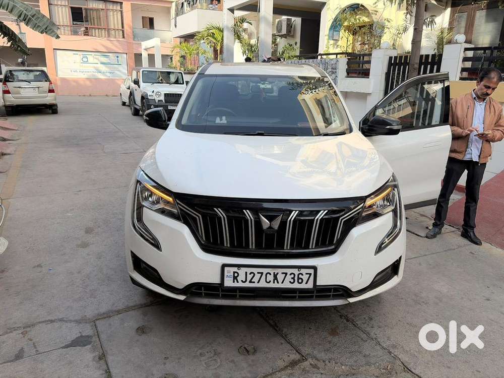 Mahindra Petrol Car 2022