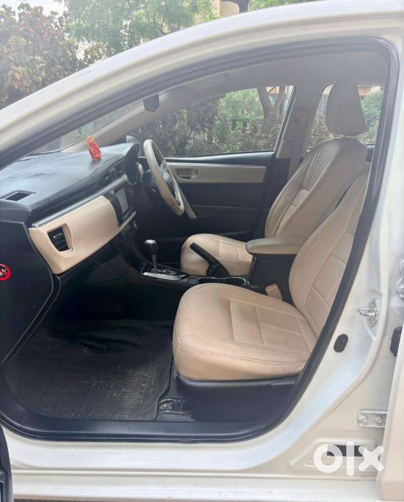 Toyota Corolla Altis 2013-2017 Vl At, 2014, Petrol