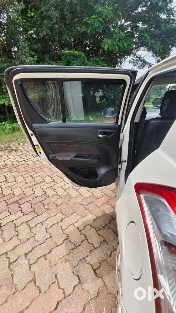 Maruti Swift 1.2 Vxi 2015 Petrol
