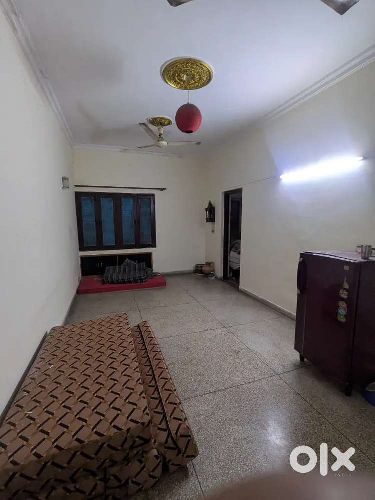 Male Flatmate required at IP Extension, fully furnished 3bhk For