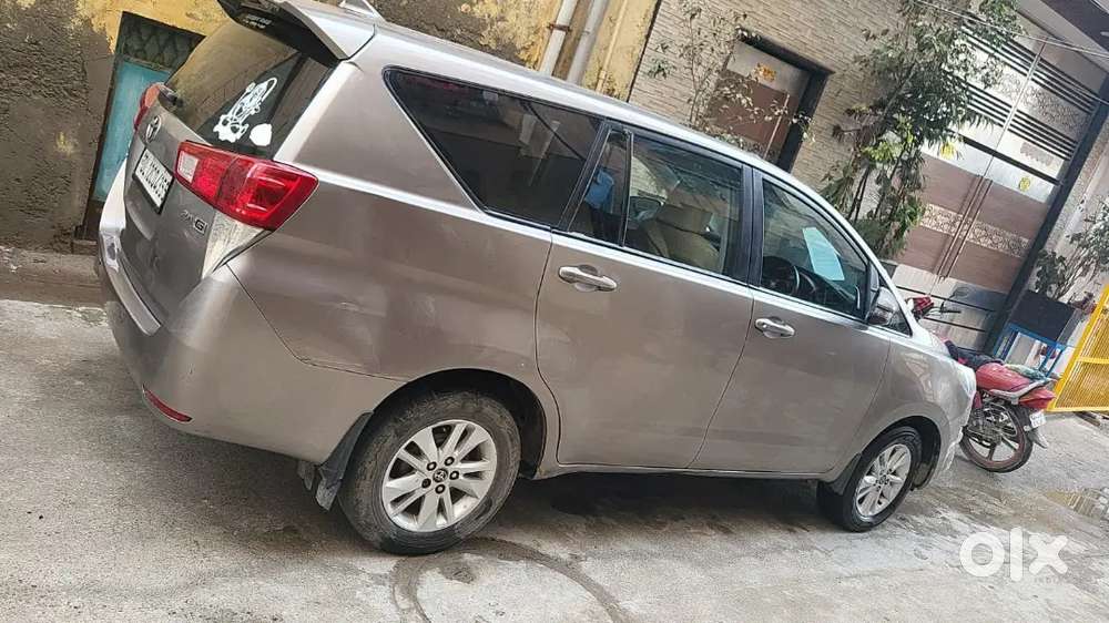 Toyota Innova 2019