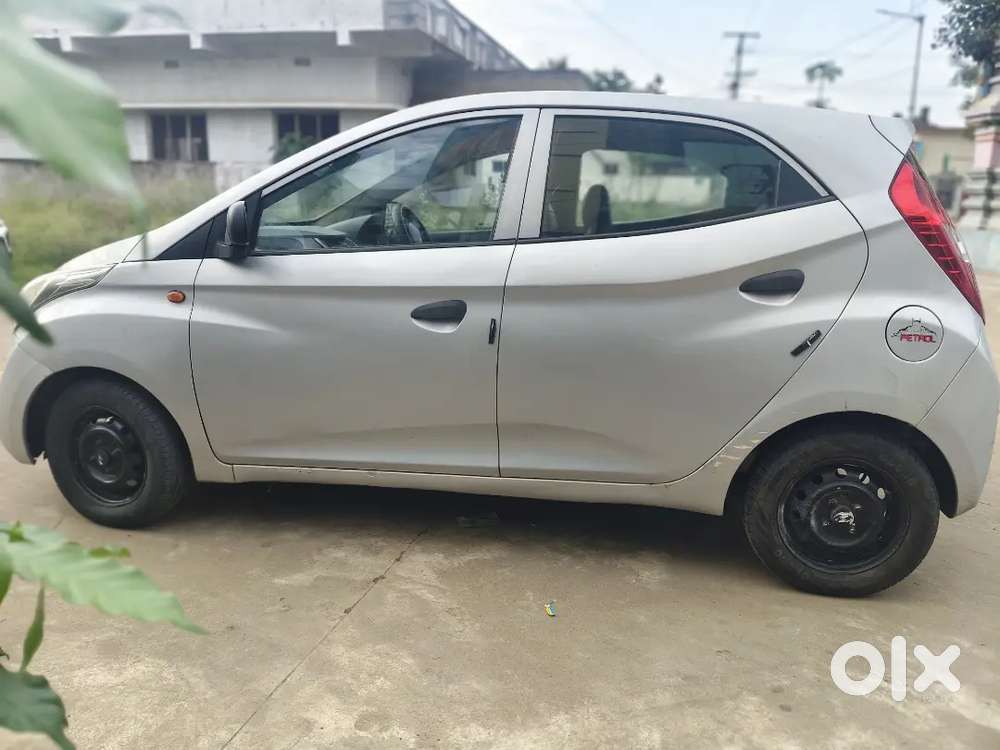 Hyundai Eon 1.0 Magna Petrol 2012