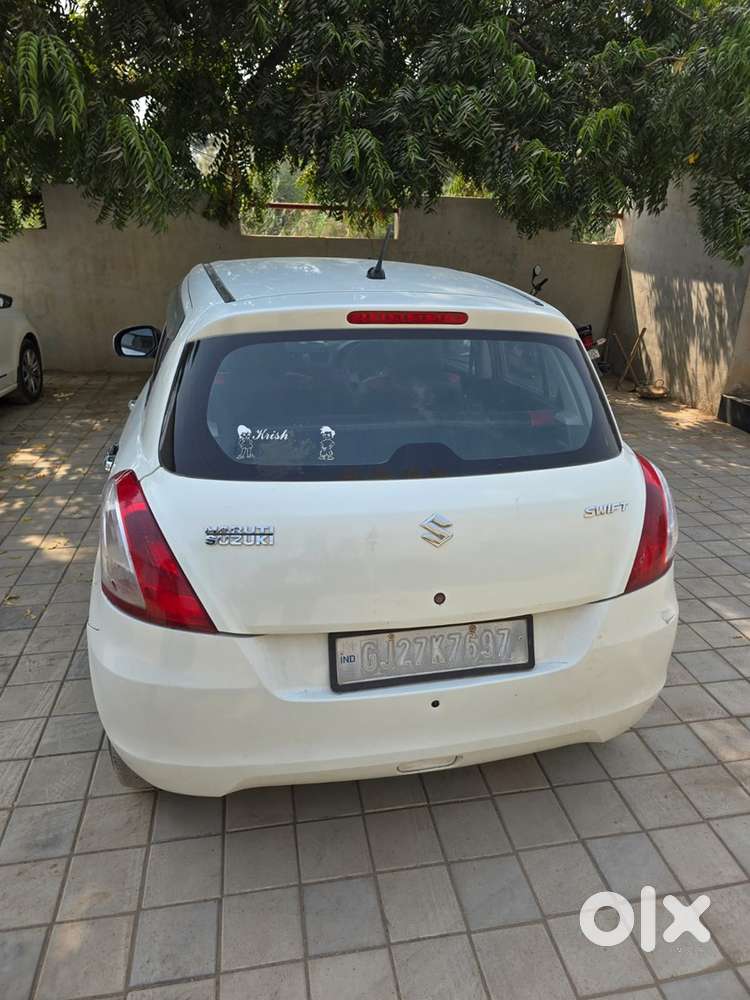 Swift 2013 Maruti Suzuki Manual Petrol