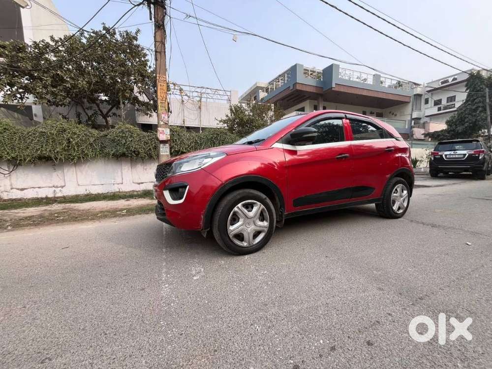 Tata Nexon Kraz Plus, 2018, Cng & Hybrids