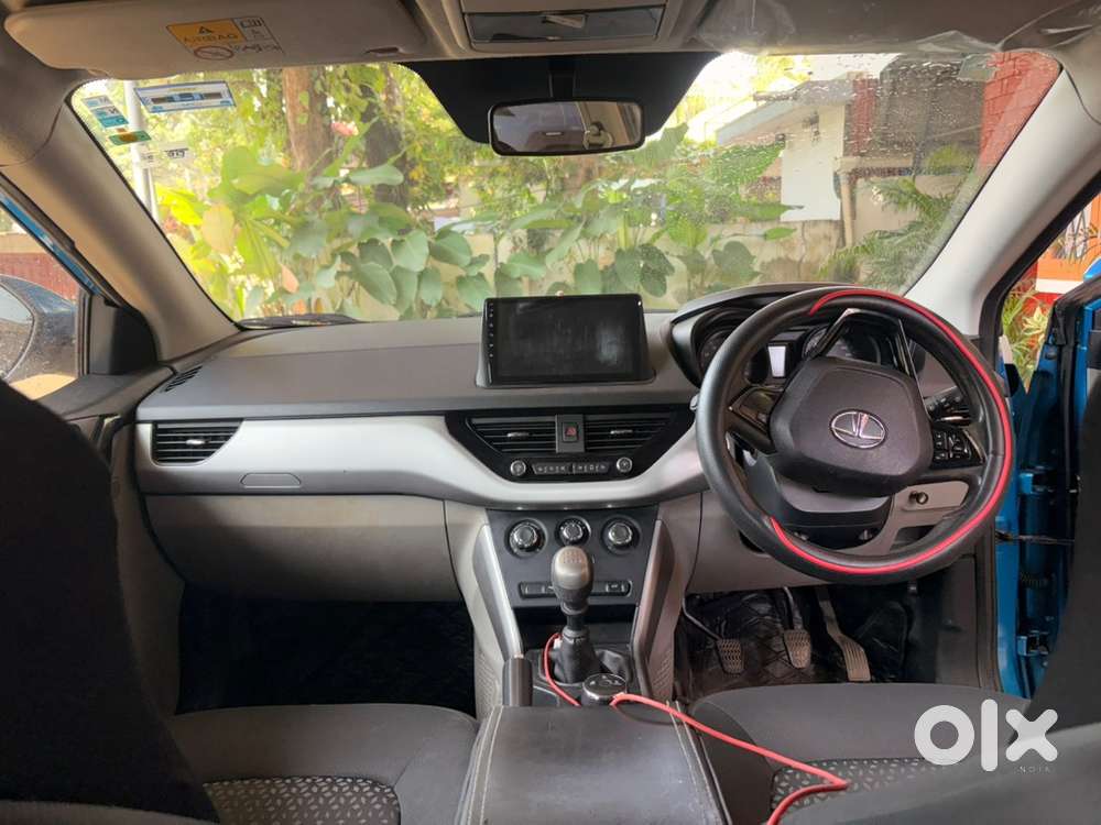 Tata Nexon Petrol Manual 2018