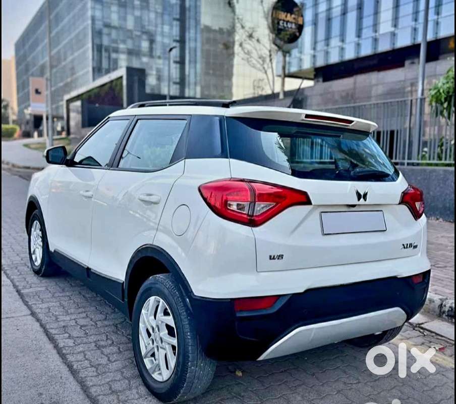 Mahindra Xuv300 W8 Option Diesel, 2023, Diesel