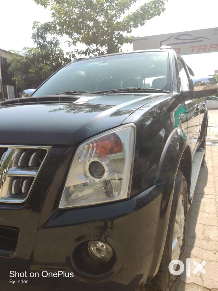 Isuzu Mu 7