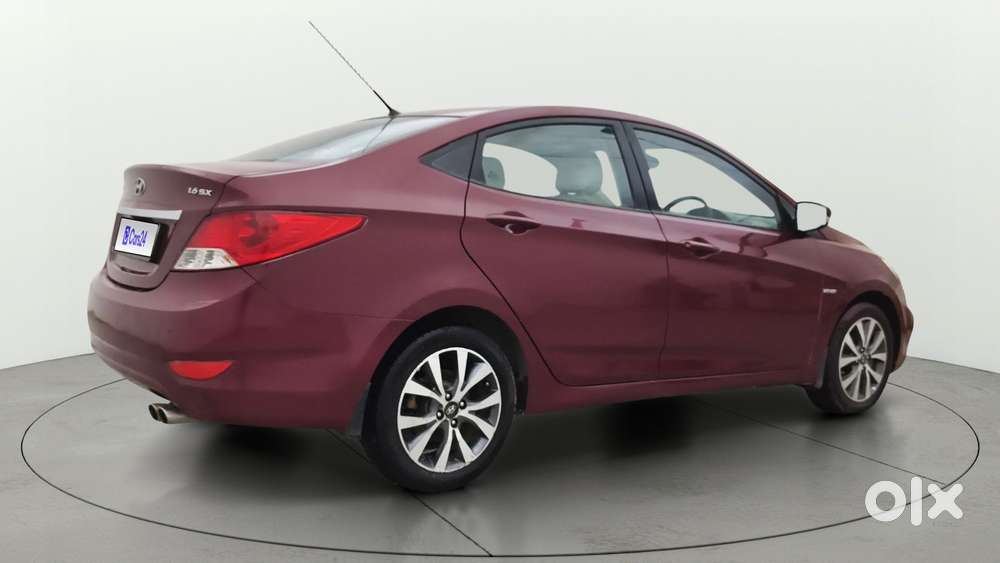Hyundai Verna Fluidic 1.6 Vtvt Sx, 2014, Petrol