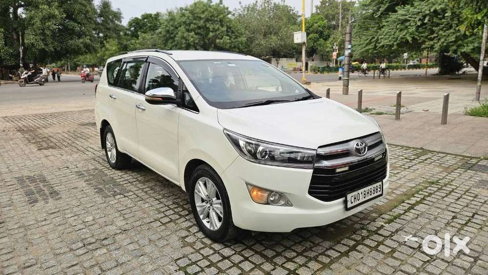 Toyota Innova Crysta 2.8 Zx At, 2016, Diesel