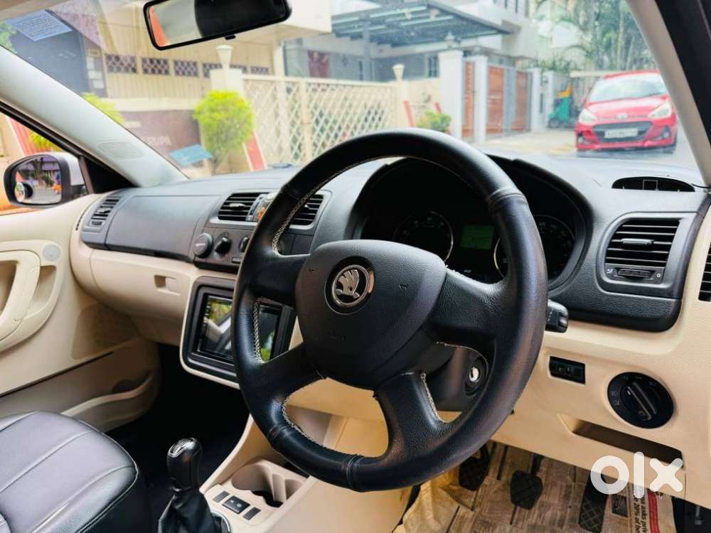 Skoda Fabia 1.6 Mpi Elegance, 2013, Petrol