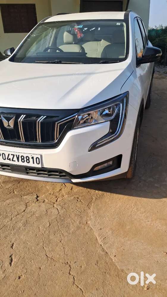 Mahindra Xuv700 2.2 Ax3 Diesel Automatic 5seater