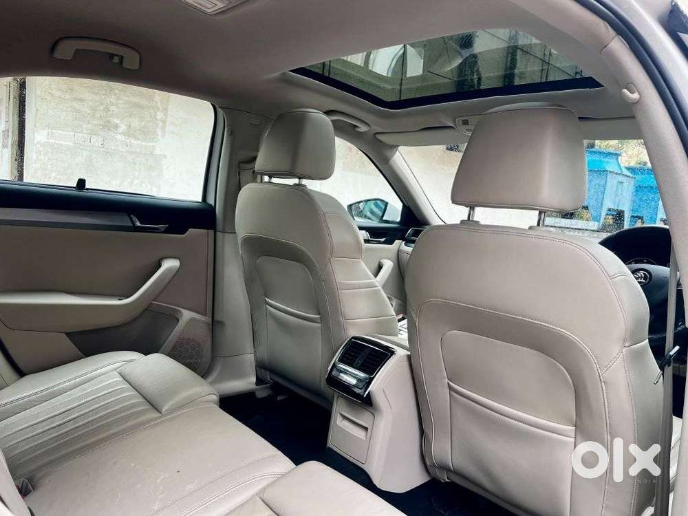 Skoda Superb Style 1.8 Tsi At, 2017, Diesel