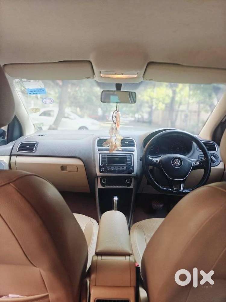 Volkswagen Vento 1.2 Tsi Highline At, 2016, Petrol