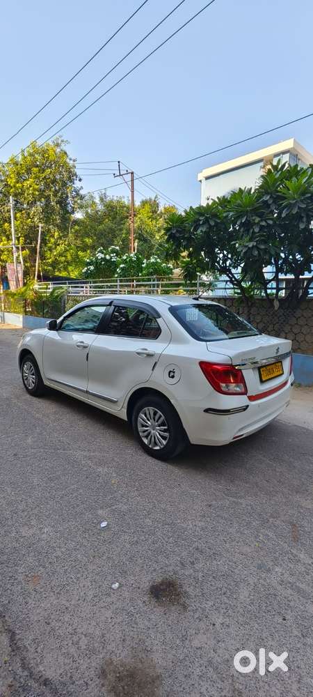 Maruti Suzuki Swift Dzire 1.3 Vxi, 2023, Cng & Hybrids
