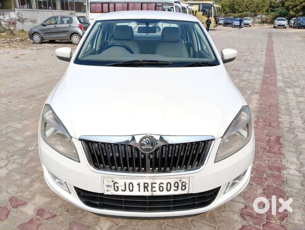 Skoda Rapid 1.5 Tdi Ambition Plus, 2014, Diesel