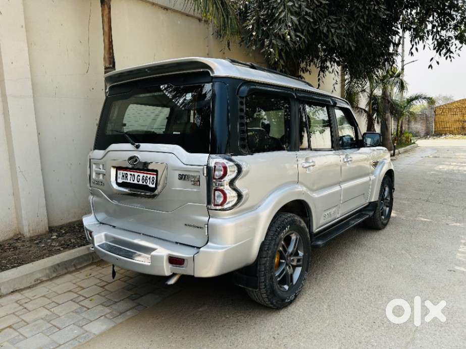 Mahindra Scorpio