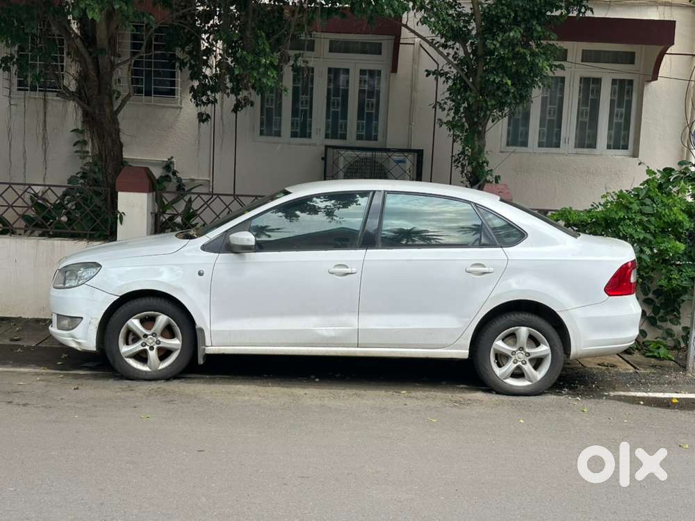 Skoda Rapid Tsi 2012