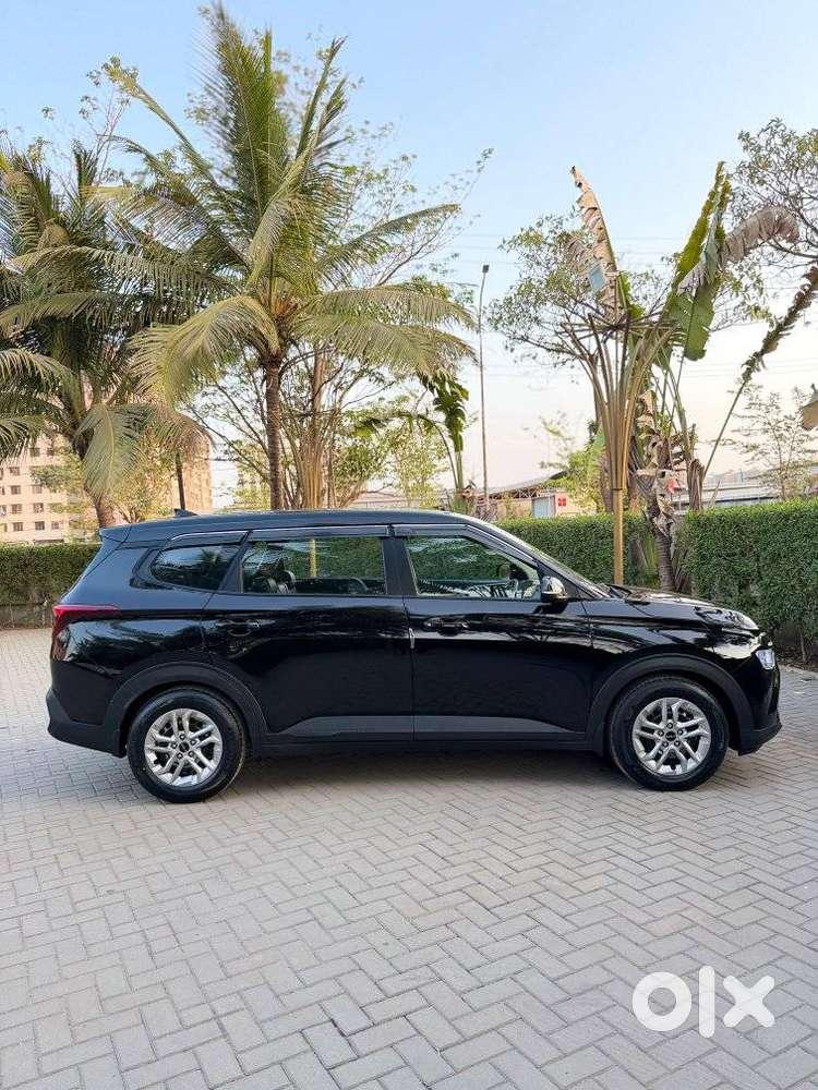 Kia Carens G 1.5 6mt Premium (o) 7-seater, 2024, Diesel