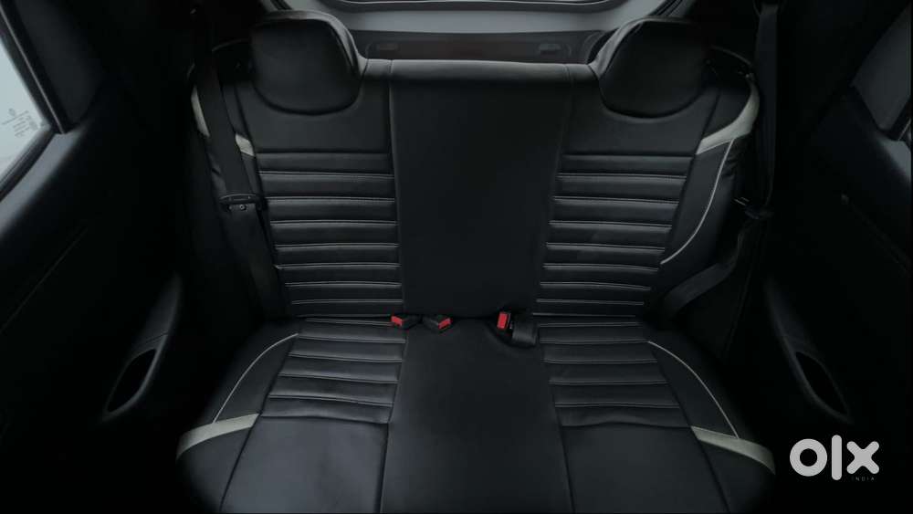 Renault Kwid 2019-ongoing 1.0 Rxt Amt (o), 2018, Petrol
