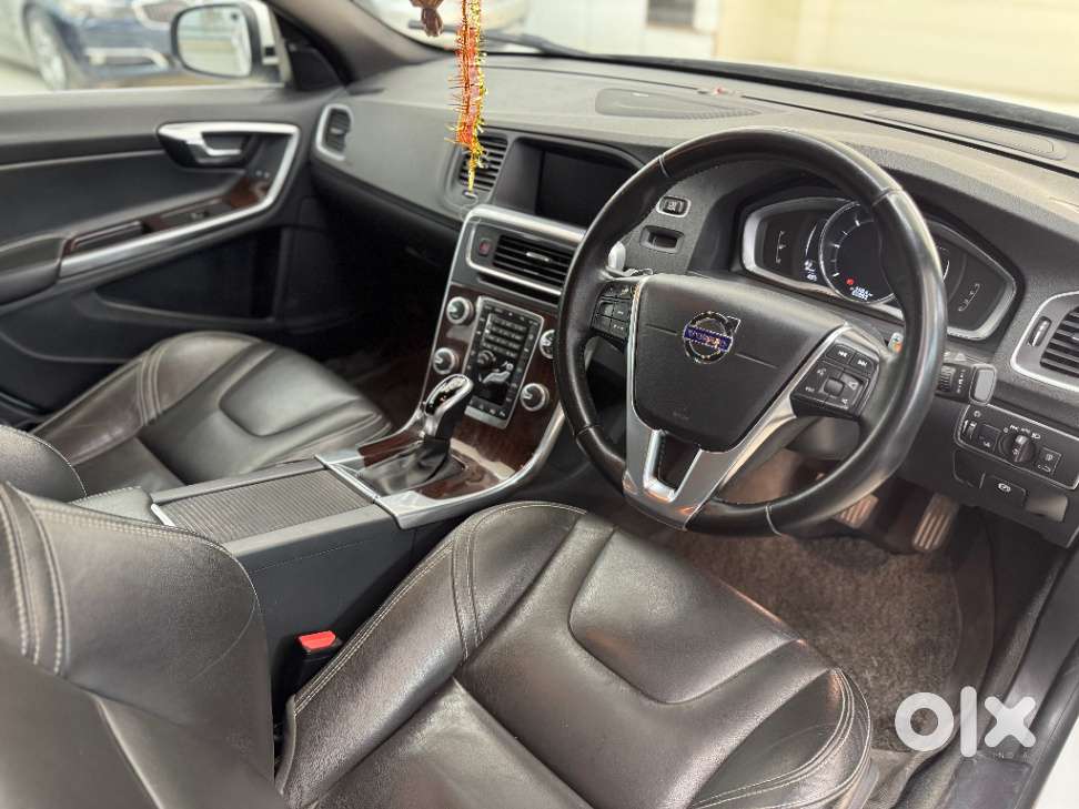 Volvo S60 D4 Momentum, 2018, Diesel