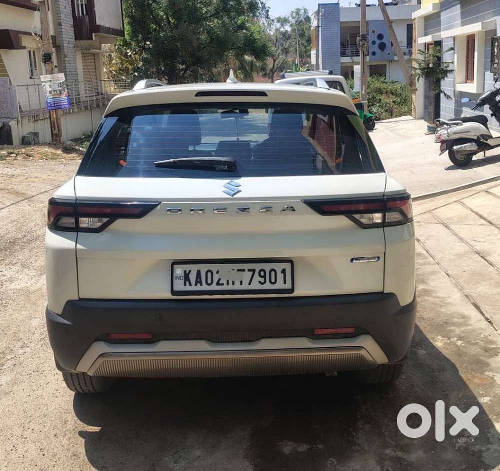 Maruti Suzuki Brezza 1.5 Zxi Smart Hybrid, 2023, Petrol