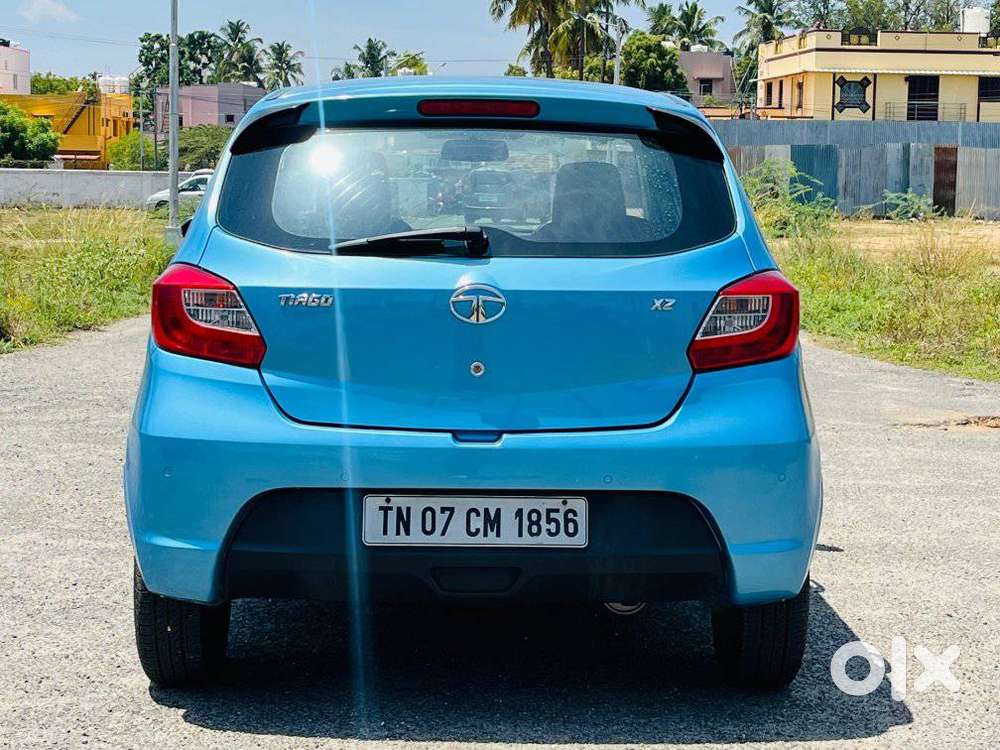 Tata Tiago, 2017, Petrol