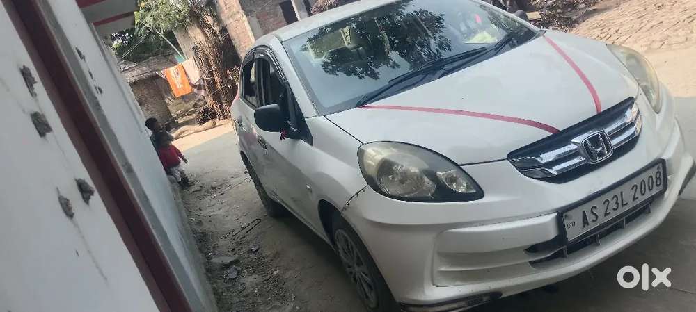 Honda Amaze 2nd Gen 2014 Diesel 80000 Km Driven