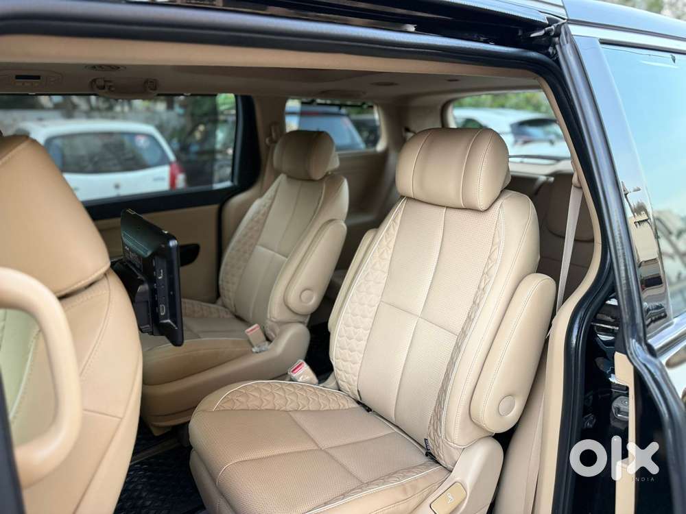 Kia Carnival Limousine, 2023, Diesel