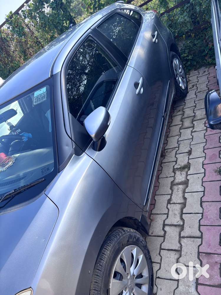 Maruti Suzuki Baleno 2016