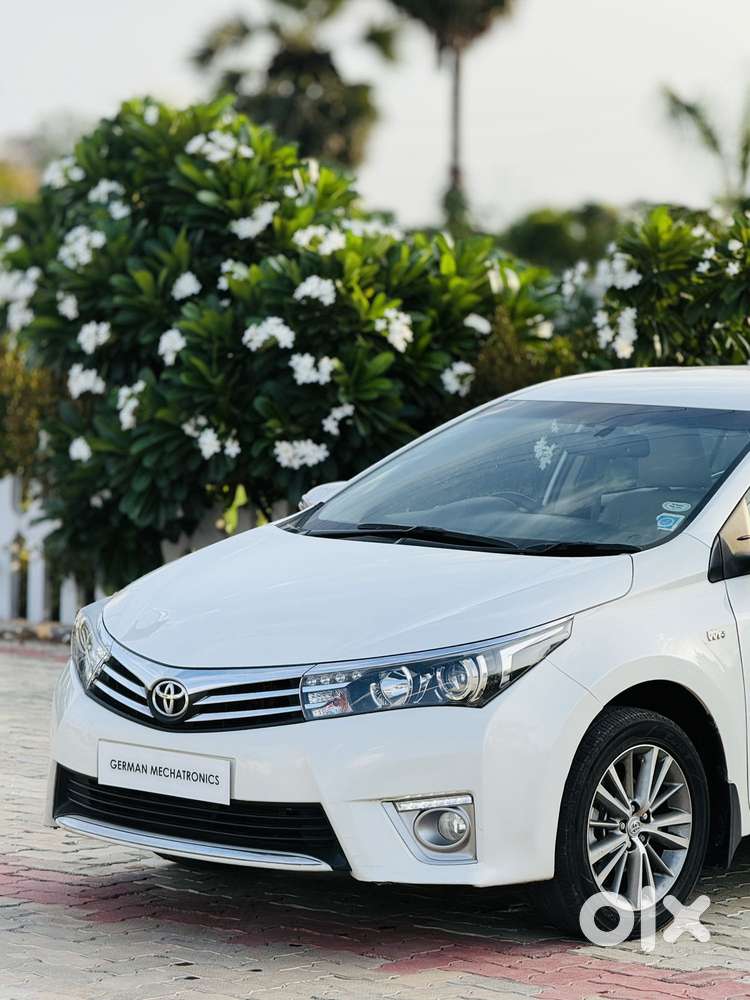 Toyota Corolla Altis Vl Mt, 2014, Petrol