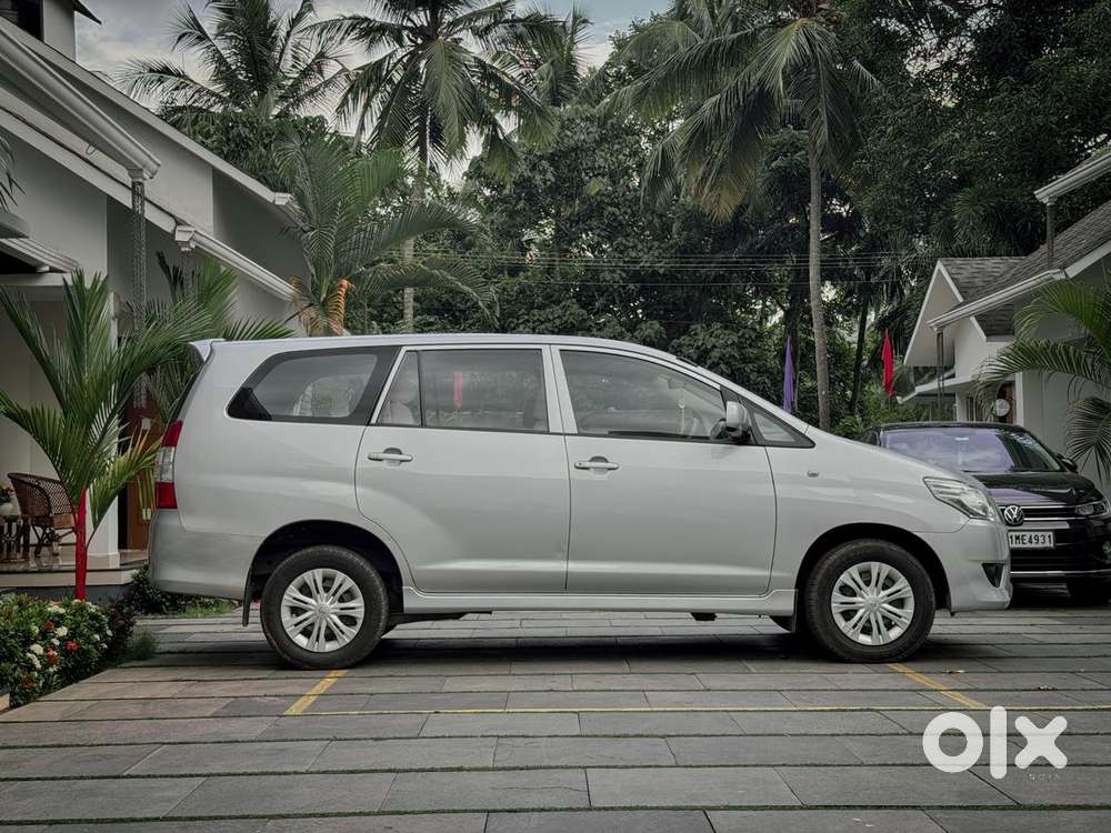 Toyota Innova 2.5 G (diesel) 7 Seater, 2012, Diesel