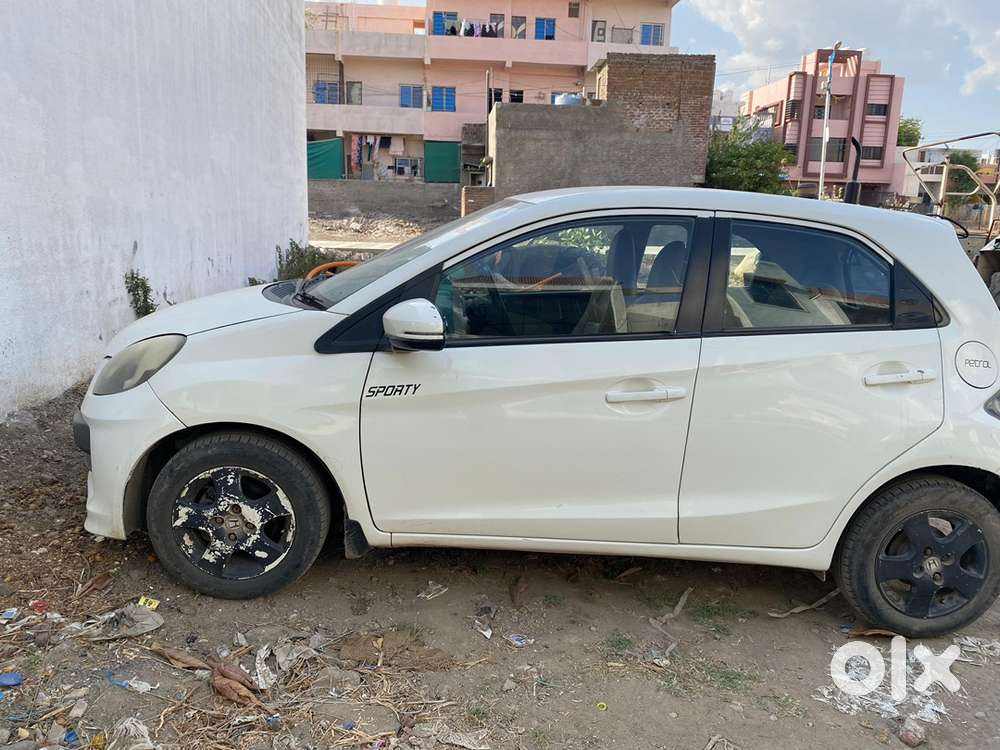 Honda Brio - 2016 - 4th Owner