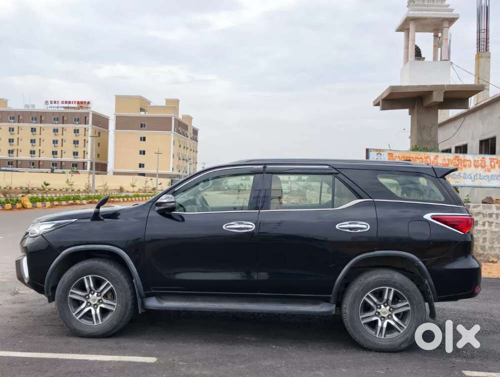 Toyota Fortuner 4x2 At, 2023, Diesel