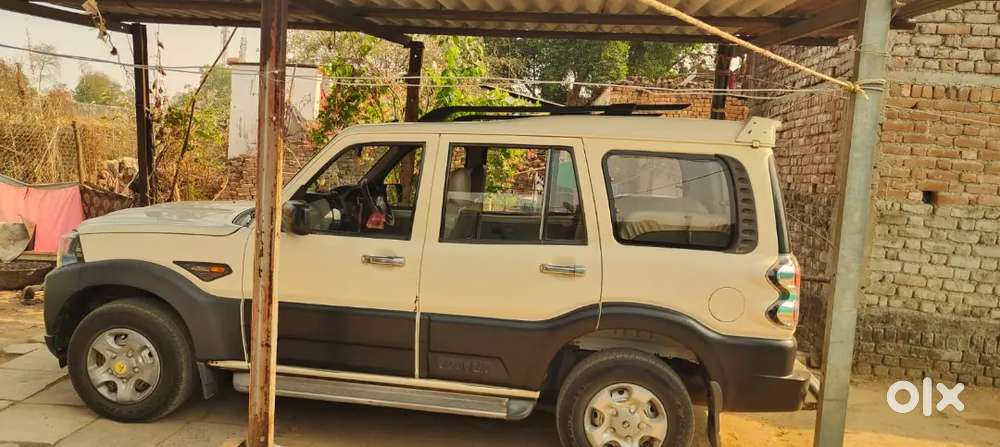 Mahindra Scorpio S2 9 2014
