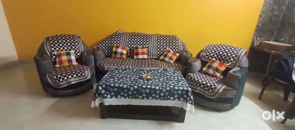 5 seater sofa