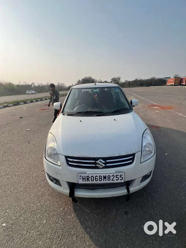 Maruti Suzuki Dzire 2011 Petrol