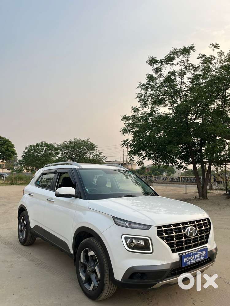 Hyundai Venue Sx+ At, 2019, Petrol