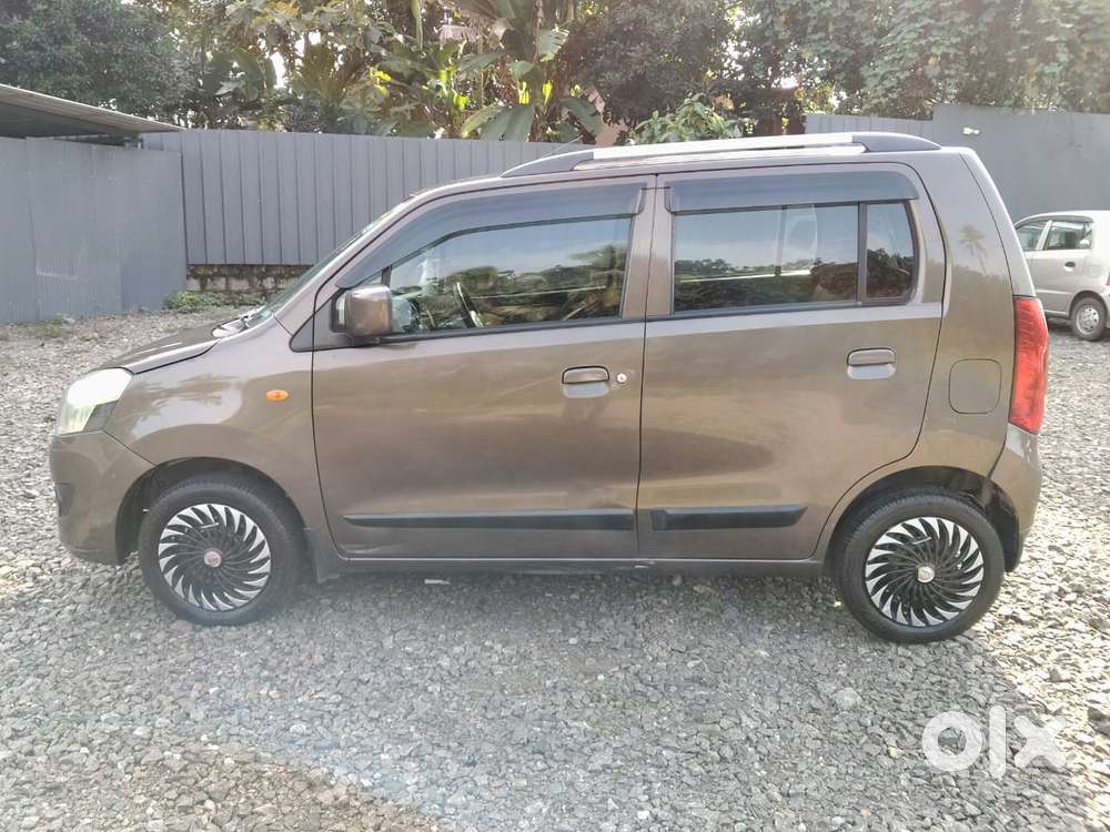Maruti Suzuki Wagon R 1.0 Vxi Ags, 2017, Petrol