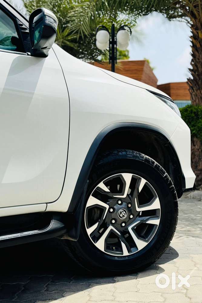 Toyota Fortuner Legender 4x2 At 2.8, 2022, Diesel